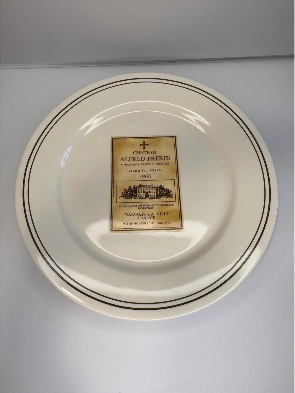 4 Classic Wine Plates by Restoration Hardware with Wooden Storage Box